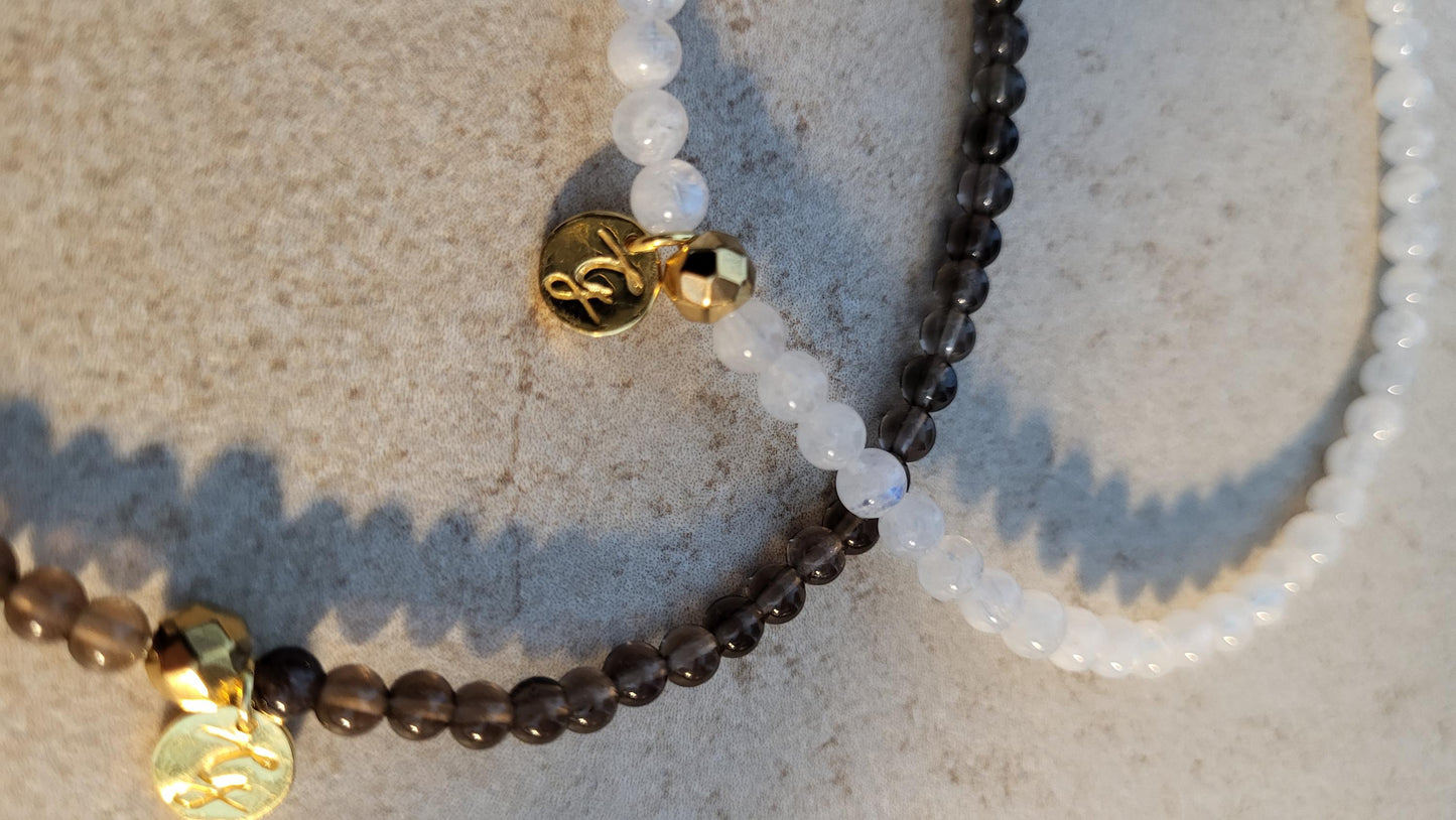 Fusskettchen aus Mondstein oder Rauchquarz